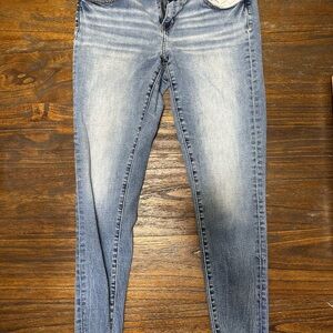 BKE Light Blue Mid-Rise Women's Skinny Jeans